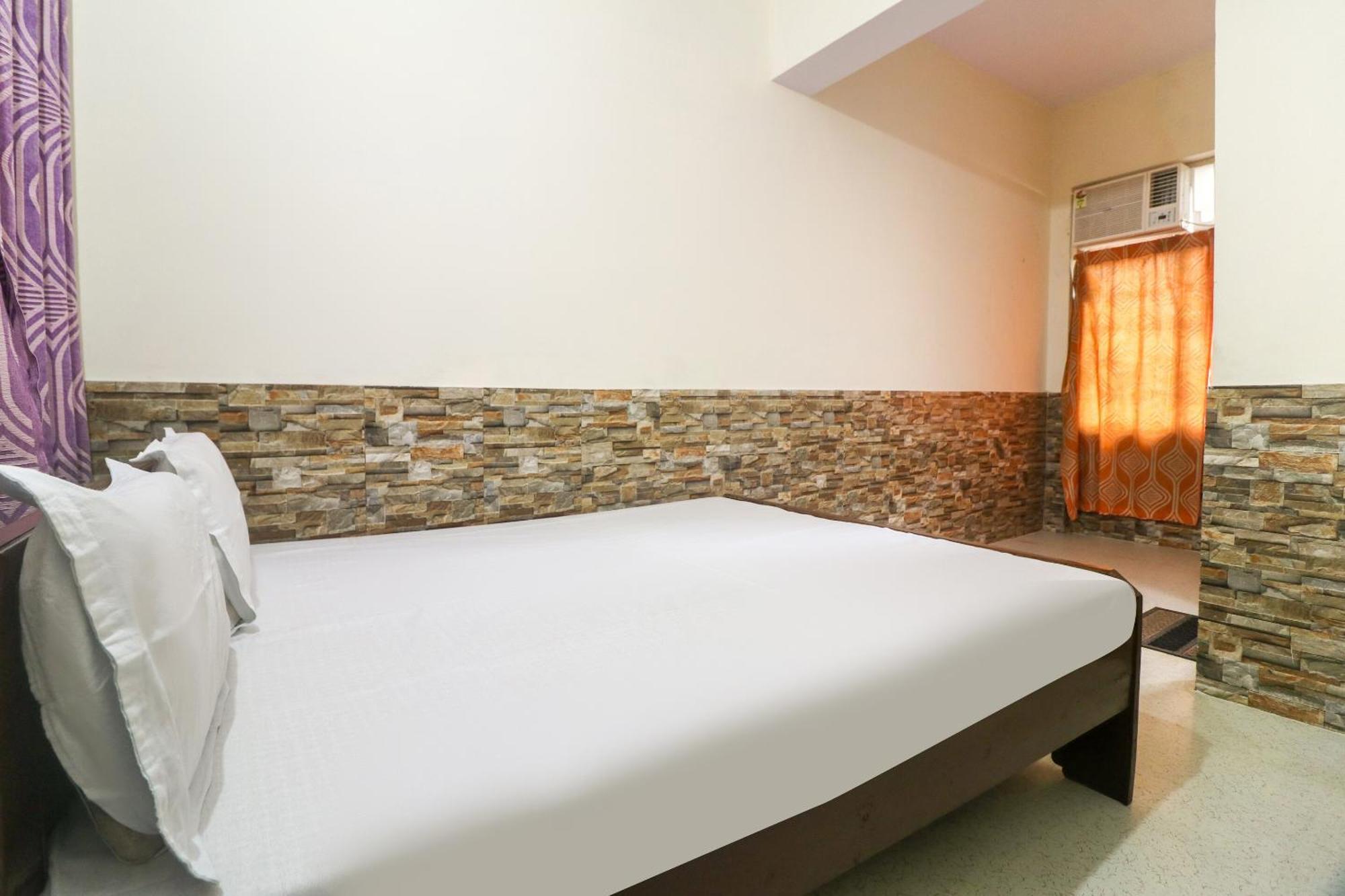Spot On Hotel Anand Bhawan Alīgarh Extérieur photo